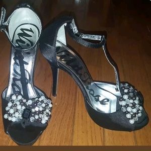 Wildrose stiletto slingback buckle heels sz9 NWOB
